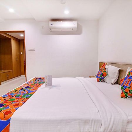 Fabhotel Syberitic Suites Gachibowli - Fully Vaccinated Staff Kondapur  المظهر الخارجي الصورة