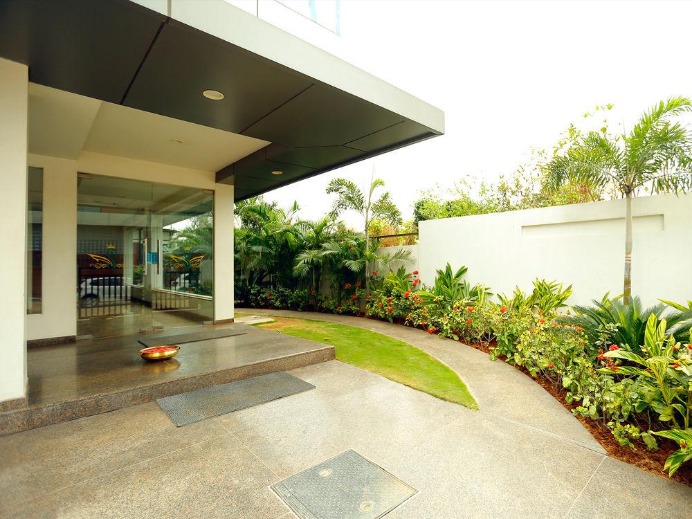 Fabhotel Syberitic Suites Gachibowli - Fully Vaccinated Staff Kondapur  المظهر الخارجي الصورة
