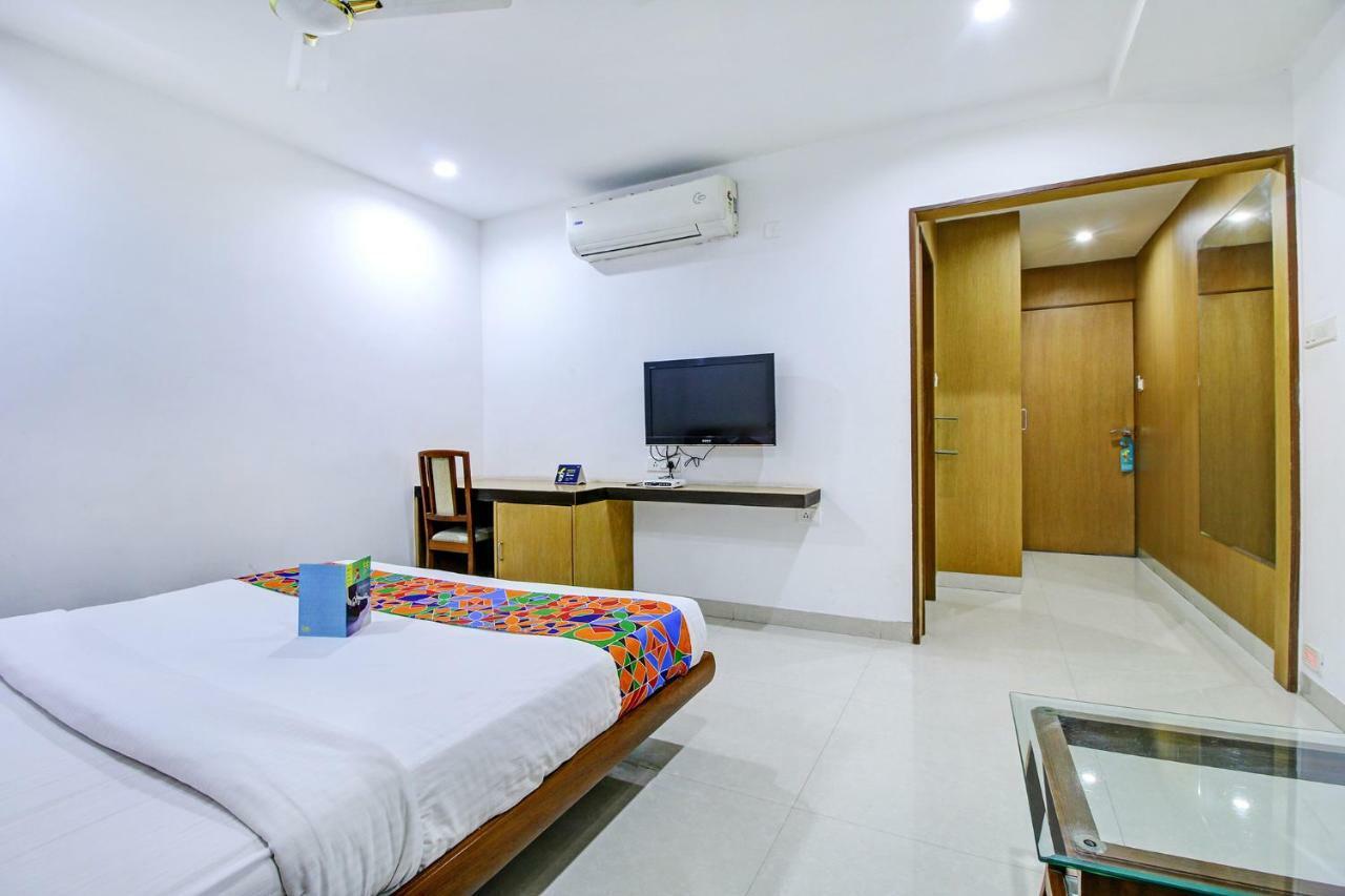 Fabhotel Syberitic Suites Gachibowli - Fully Vaccinated Staff Kondapur  المظهر الخارجي الصورة